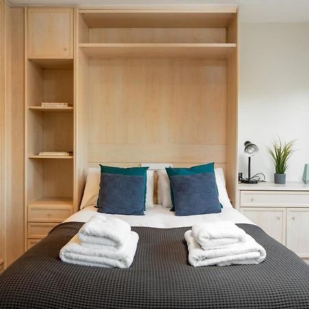 Capital Sloane Street Studio With Balcony London Luaran gambar